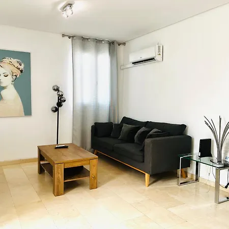 Travel Habitat ático Calle Comedias Valencia